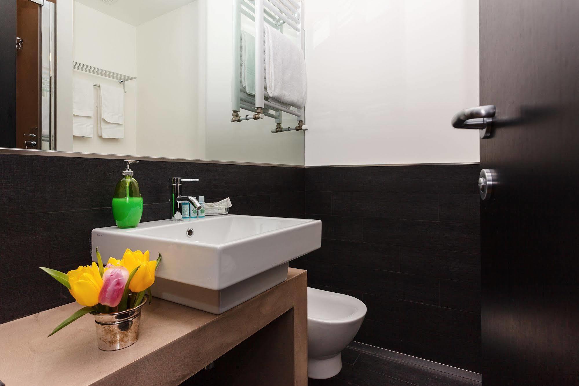 Domus Best Guest House Rzym Zewnętrze zdjęcie