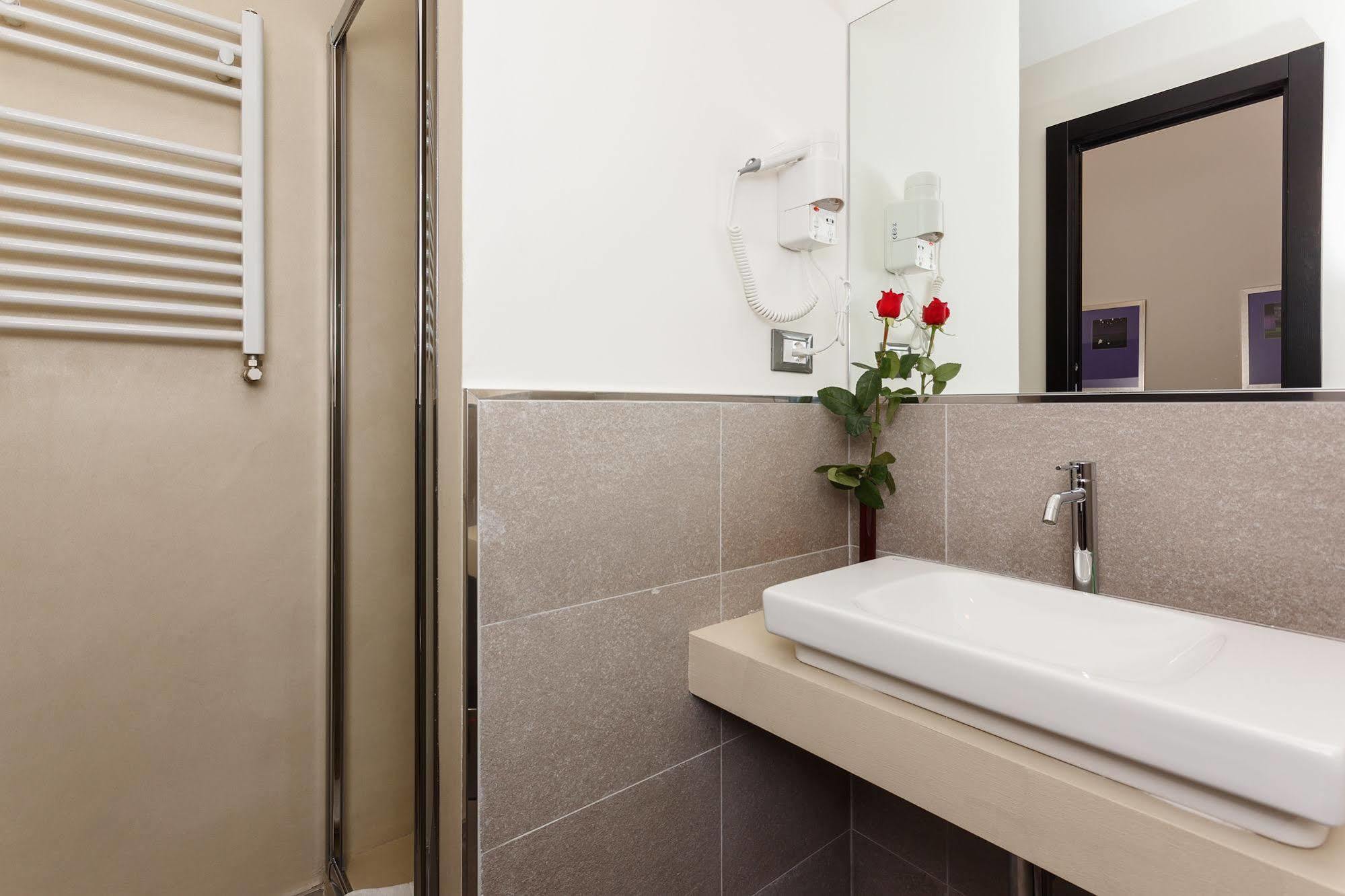 Domus Best Guest House Rzym Zewnętrze zdjęcie