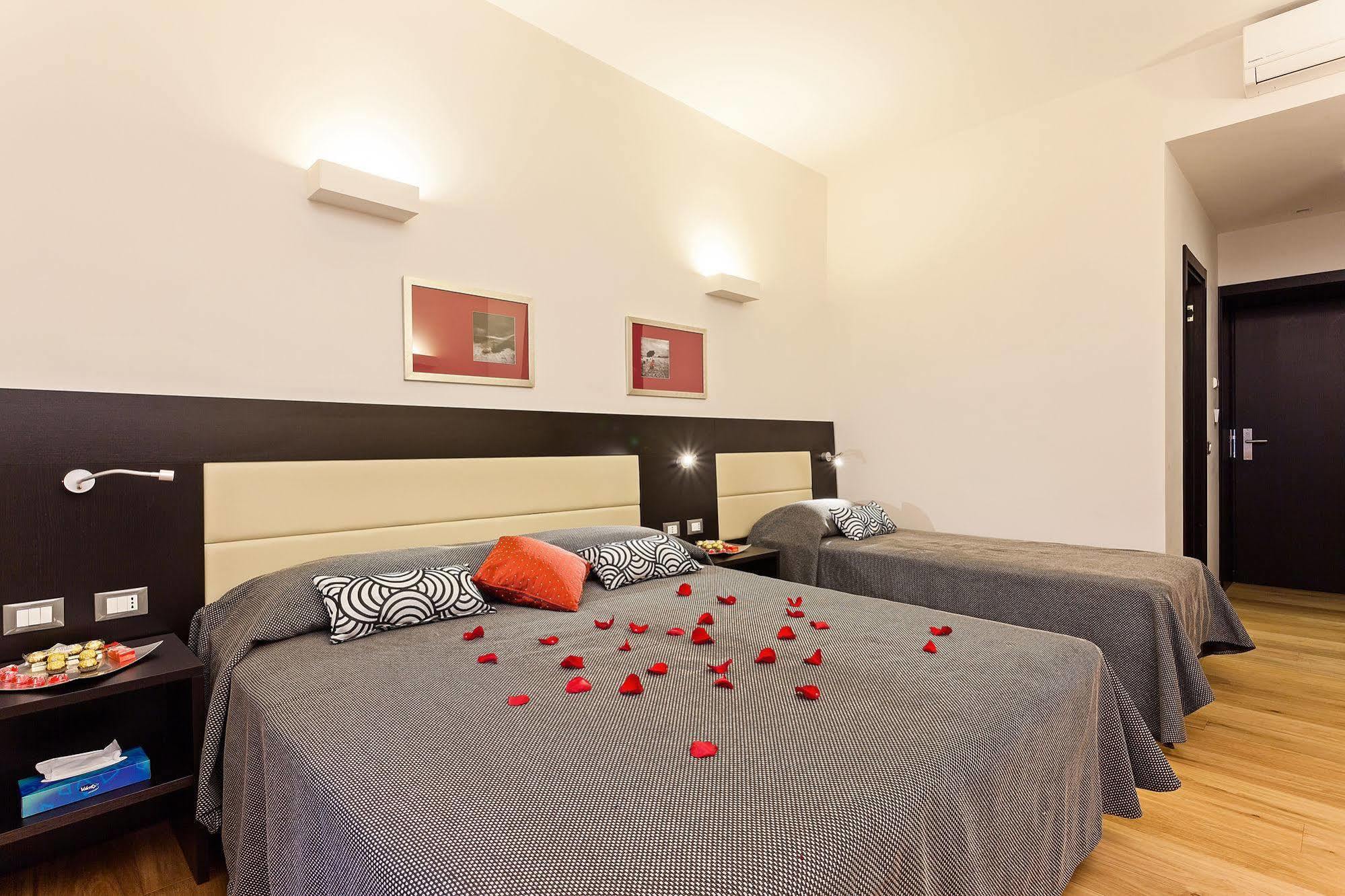 Domus Best Guest House Rzym Zewnętrze zdjęcie